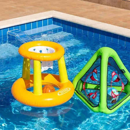 With Pool, Sauna And Jacuzzi Villa *