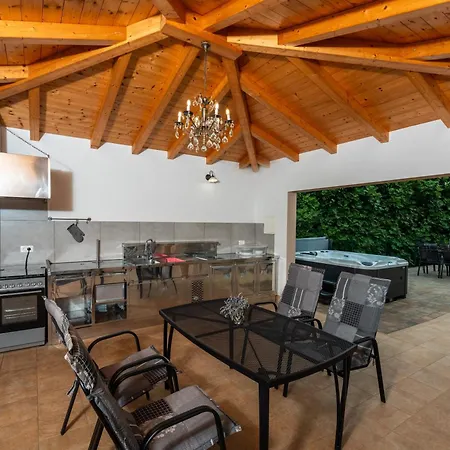 With Pool, Sauna And Jacuzzi Villa